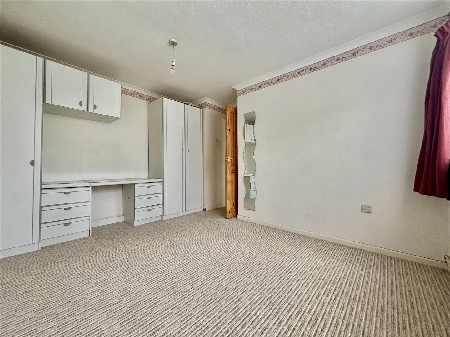 Hen Parc Avenue, Upper Killay, Swansea, SA2 7HA